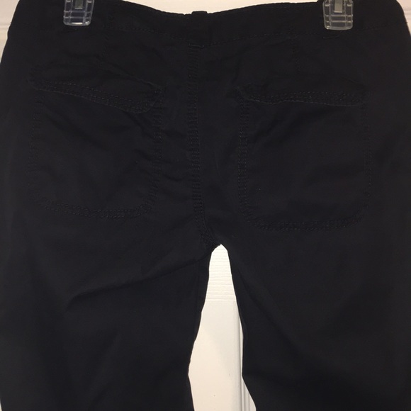 Express Black Khaki Capri Pants - Picture 3 of 4